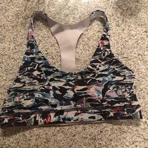 Lululemon sports bra